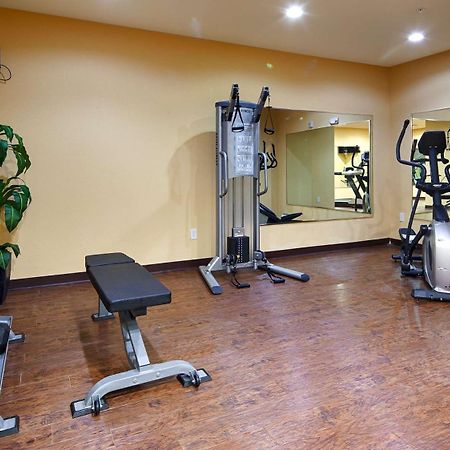 Best Western Plus Fort Worth Forest Hill Inn & Suites Exterior photo