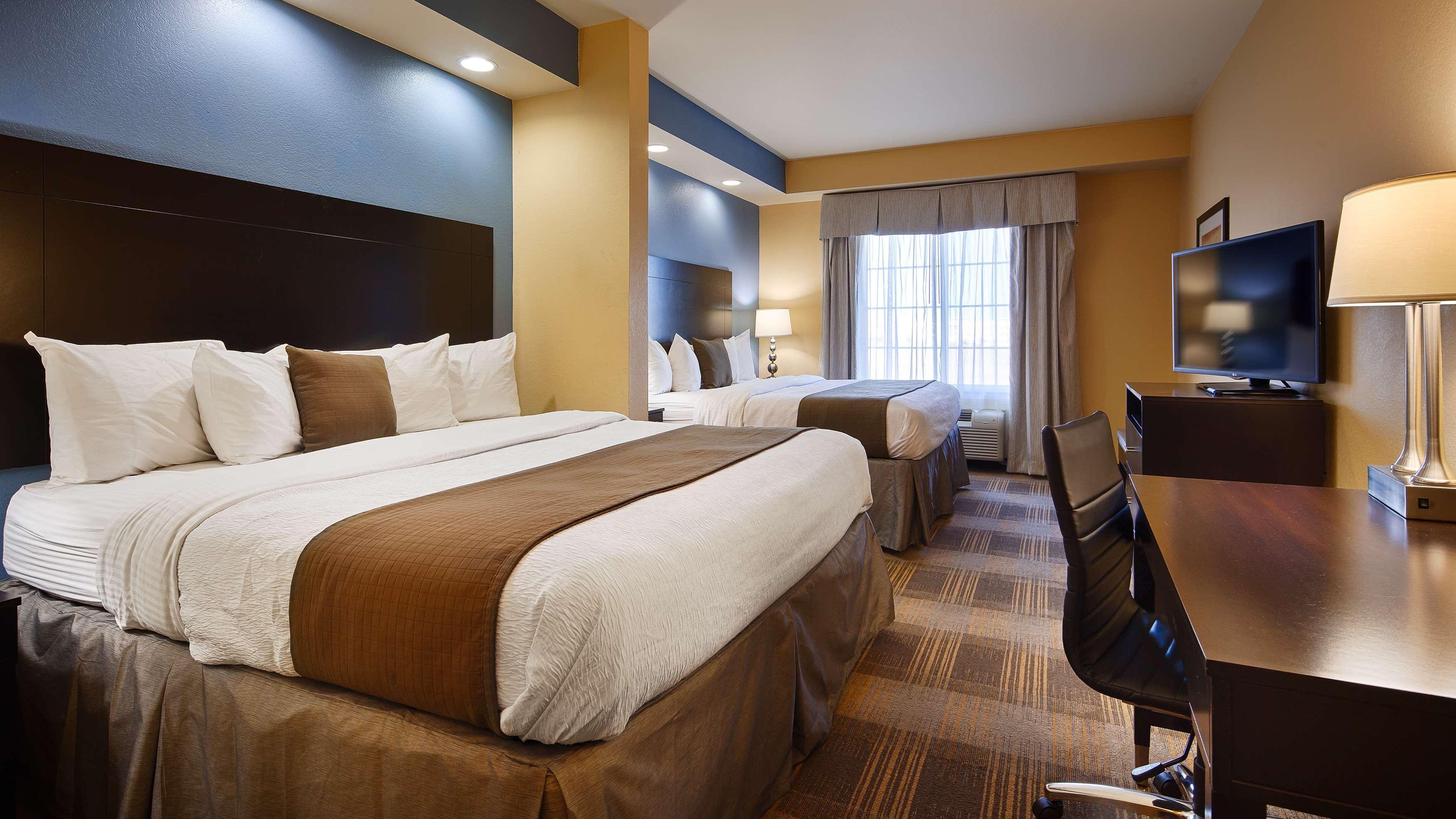 Best Western Plus Fort Worth Forest Hill Inn & Suites Exterior photo